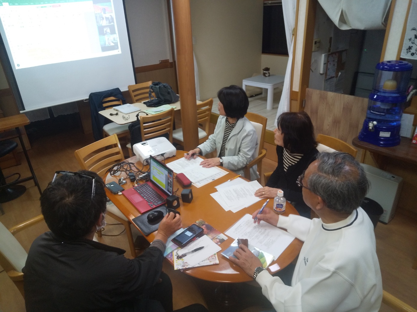 20250508幹事会の様子 (1)